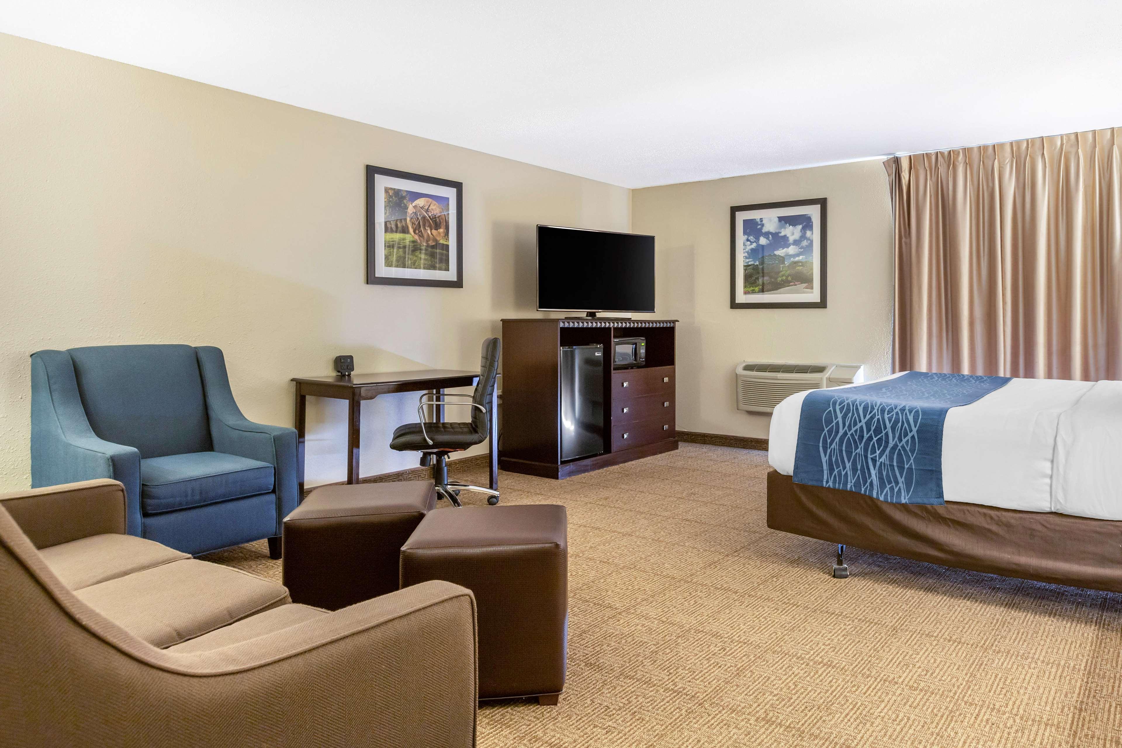 Comfort Inn Grand Rapids Airport Exterior foto